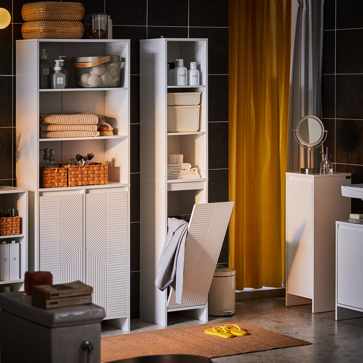 SoBuy BZR158-W, Bathroom Tall Cabinet Cupboard Bathroom Storage Cabinet with Laundry Basket, White