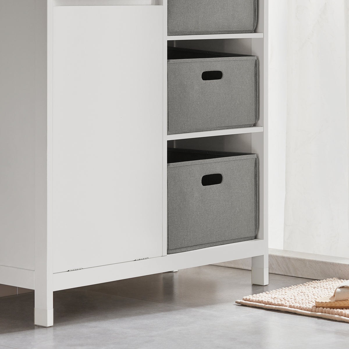 SoBuy BZR77-W, Laundry Cabinet – Freestanding Bathroom Cabinet with Laundry Basket – Space-Saving Bathroom Storage Uint with Drawers – Storage Cupboard in Wood, Moisture-Resistant, White, 80x91x38cm