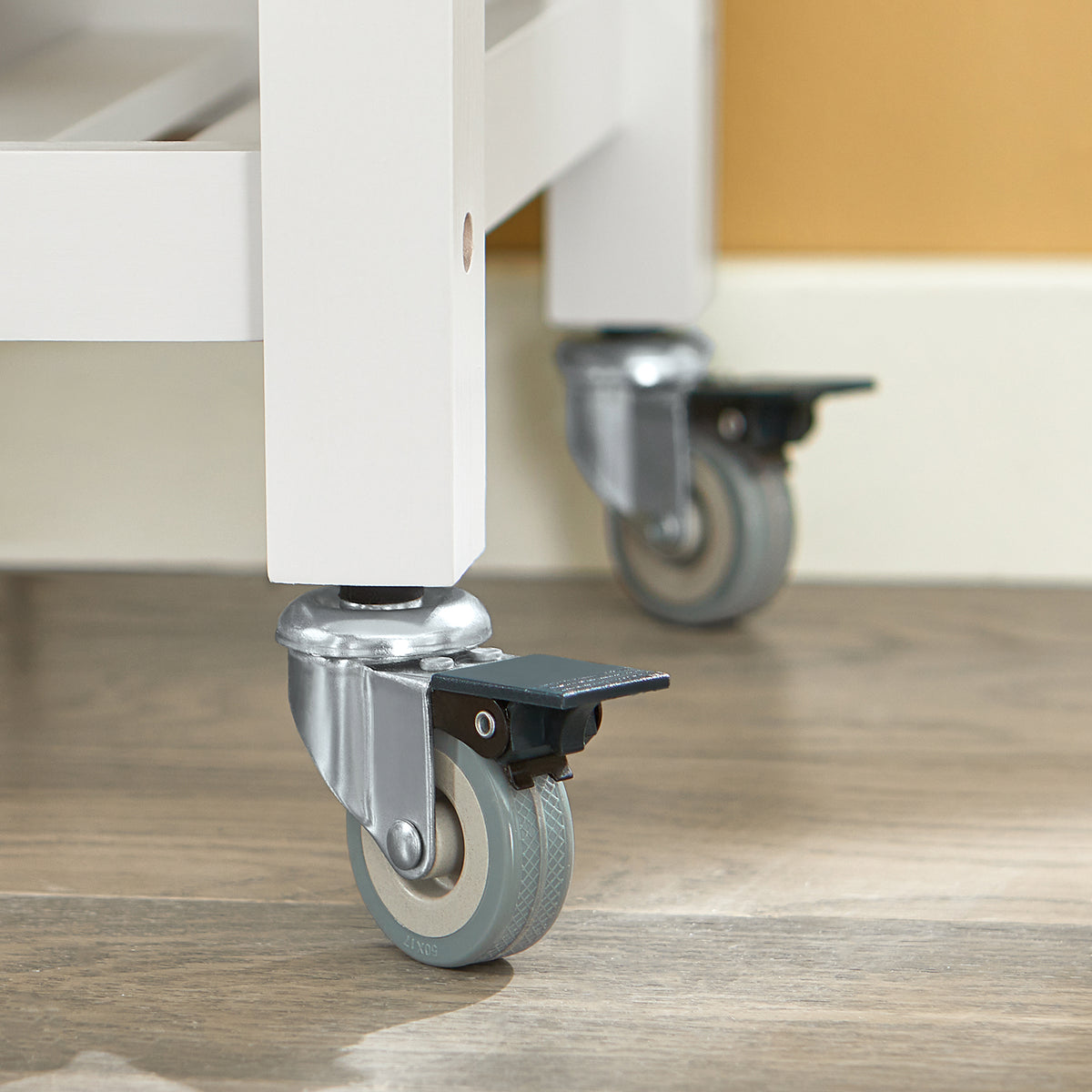 SoBuy FKW68-WN, Kitchen Storage Serving Trolley with Rubber Wood Top 2 Drawers 2 Shelves, White