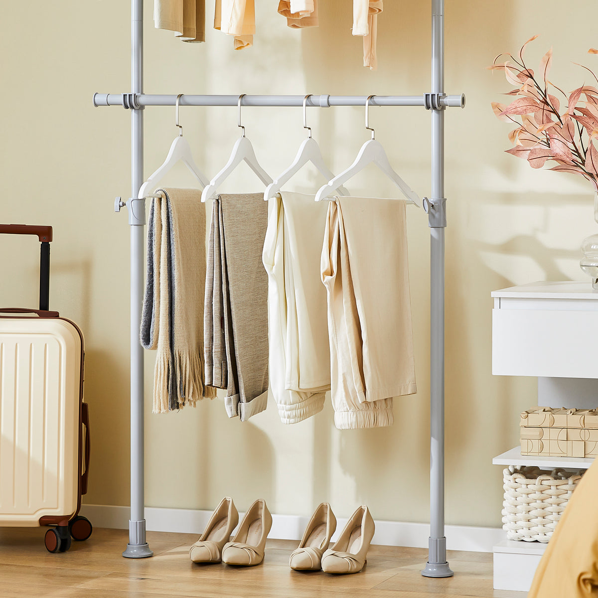 SoBuy FRG109-II-HG, Telescopic Clothes Rail, Heavy Duty Clothes Rack, Adjustable Open Wardrobe with Hanging Rails for Bedroom, Walk-in Closet Grey