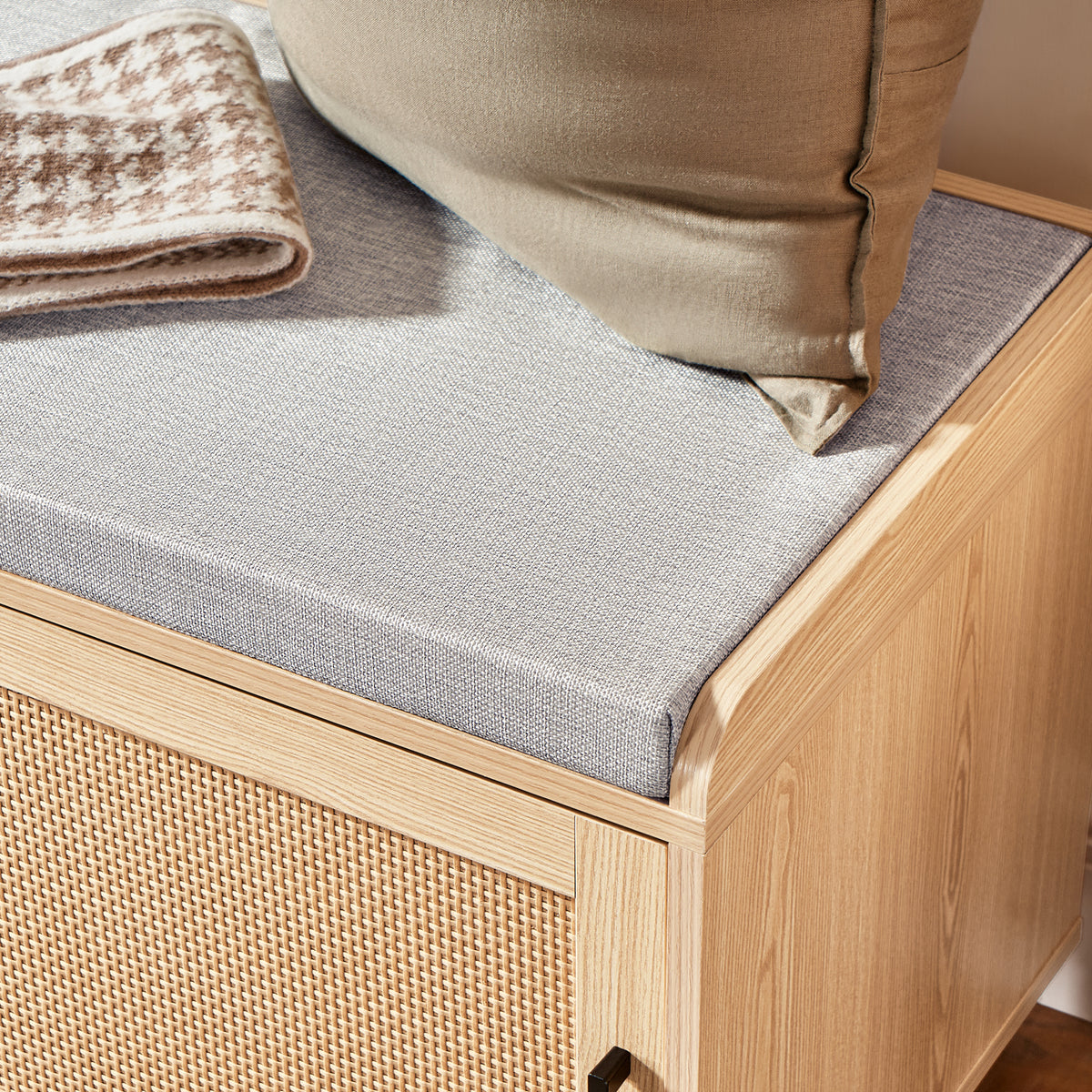 SoBuy FSR154-N, Hallway Storage Bench Shoe Bench Shoe Rack Shoe Cabinet with 2 Sliding Doors and Seat Cushion, Wood