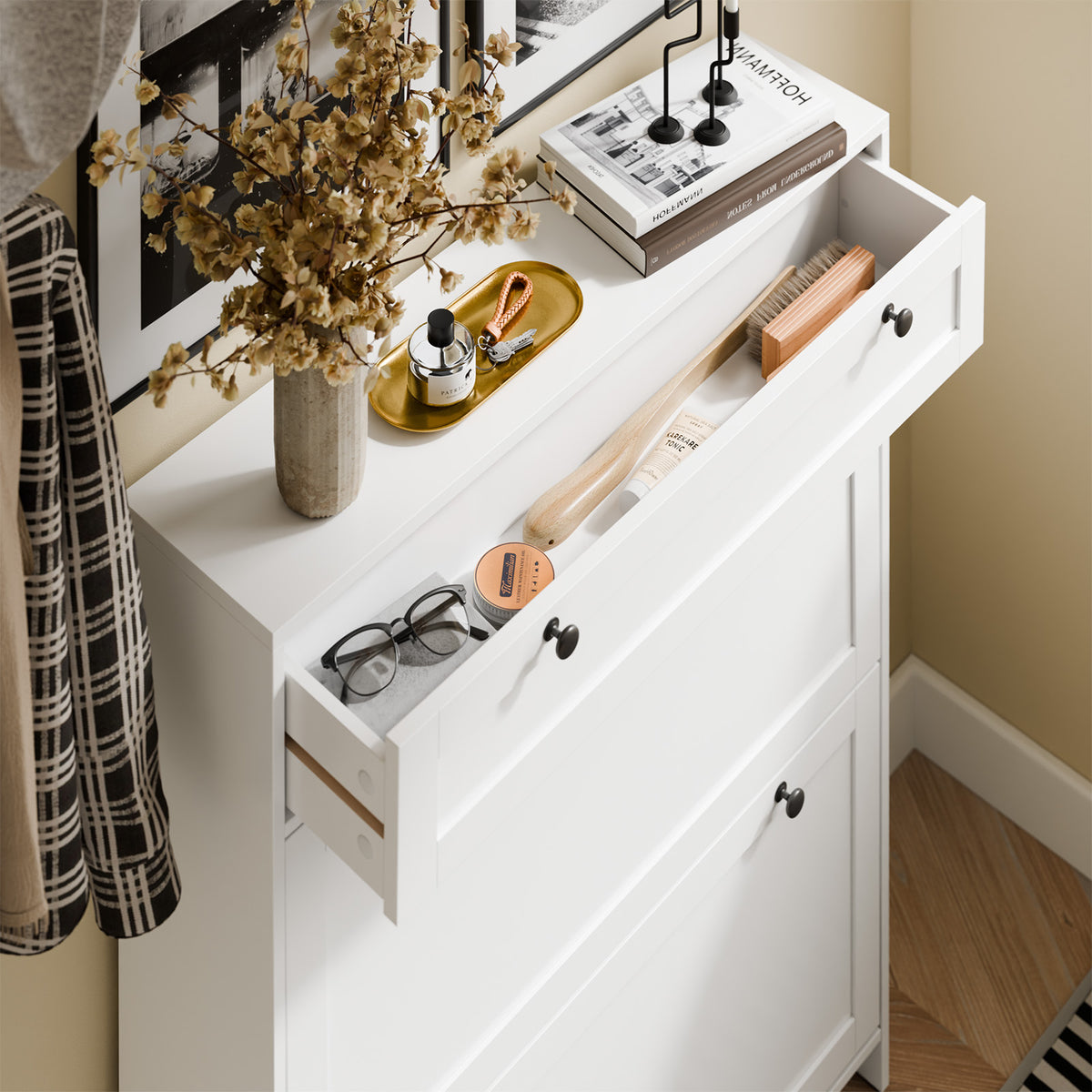 SoBuy FSR207-W, Narrow Shoe Cabinet Shoe Storage Cabinet – Slim Design for Small Spaces – White MDF Shoe Rack with 2 Flip Doors & Drawer – Holds Up to 8 Pairs of Shoes – 80x19x107 cm