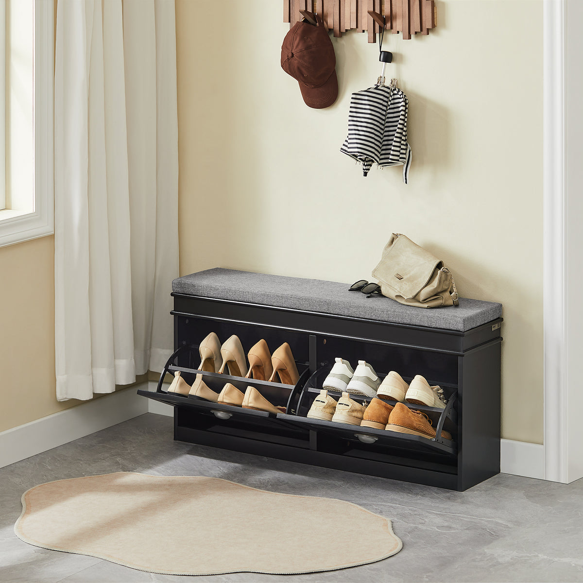 SoBuy FSR64-SCH black hallway shoe bench lifestyle scene with flip drawer open