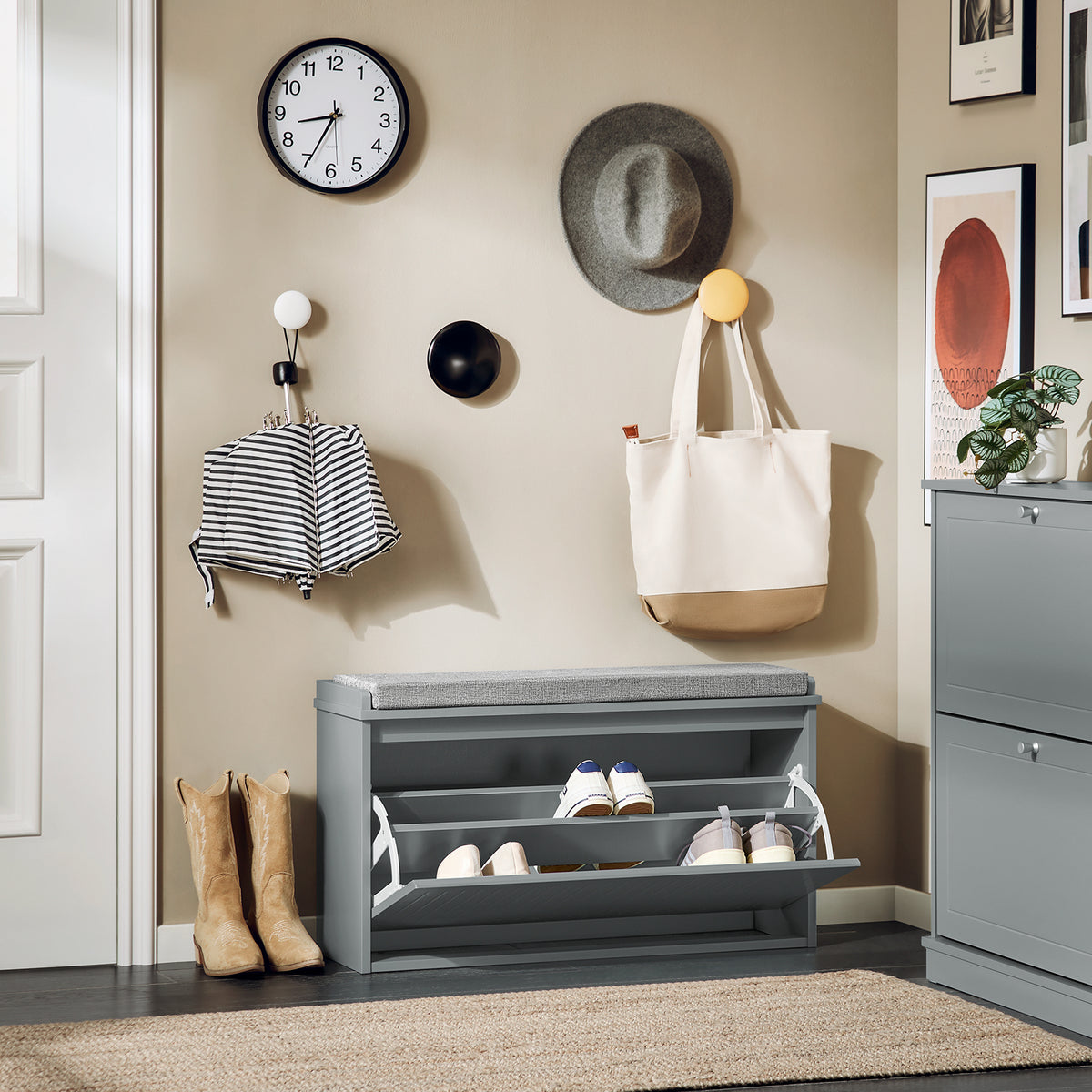 SoBuy FSR98-L-HG, Hallway Shoe Bench Shoe Rack Shoe Cabinet with Seat Cushion and Flip-drawer, Grey