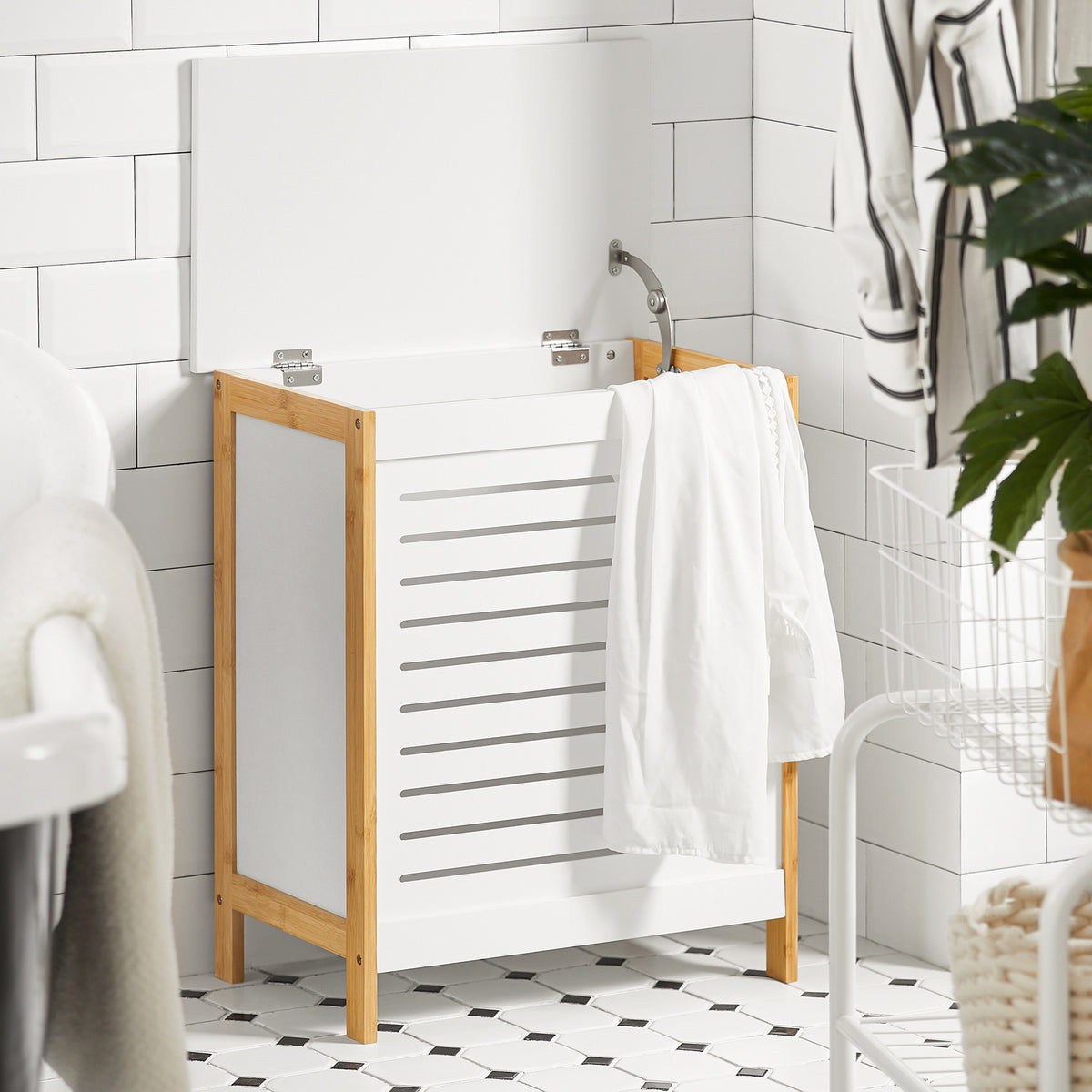 SoBuy FSS66-WN, Laundry Basket Laundry Bin Laundry Storage Box Hamper with Hinged Lid, White