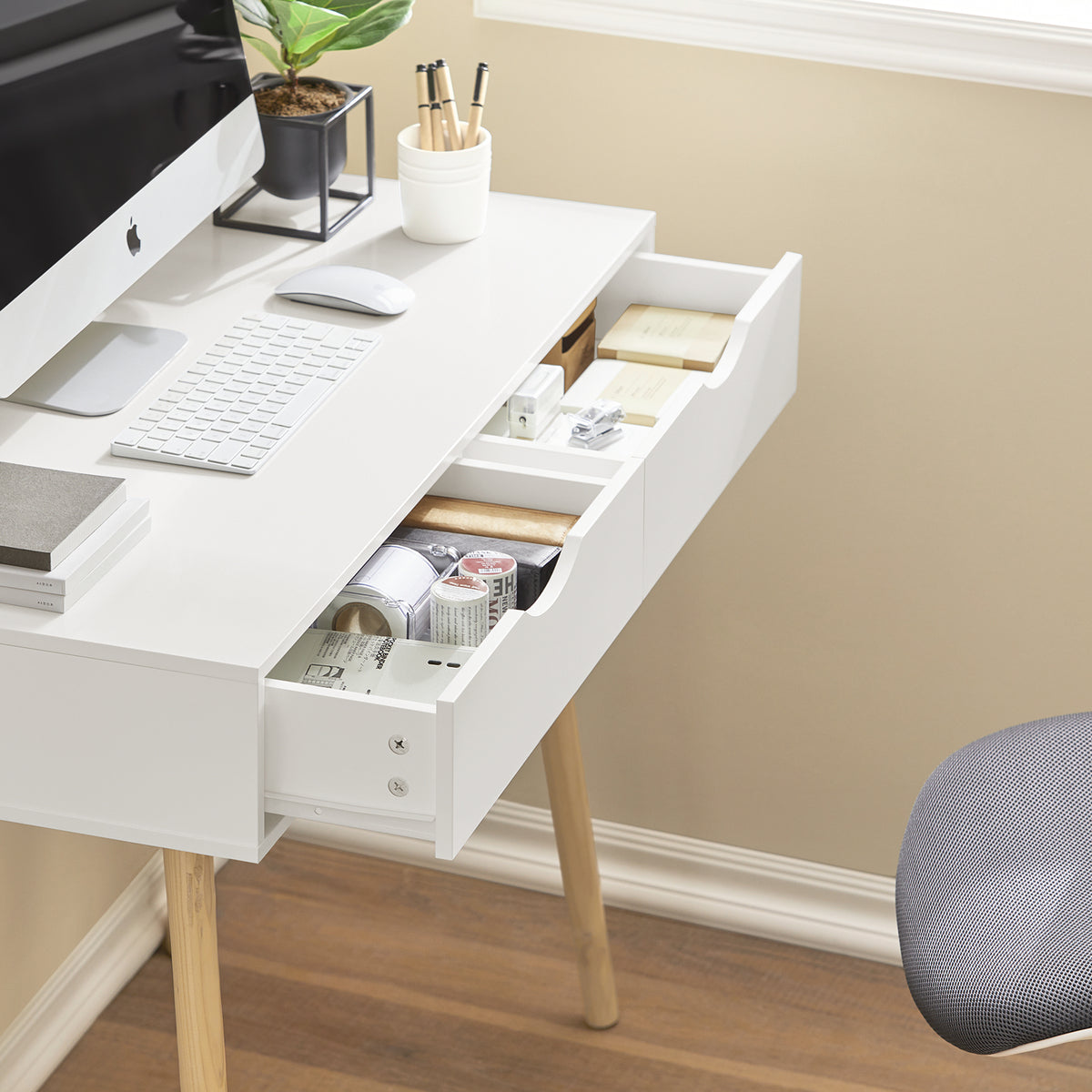 SoBuy FWT40-WN, Home Office Table Computer Desk Workstation 2 Drawers, White