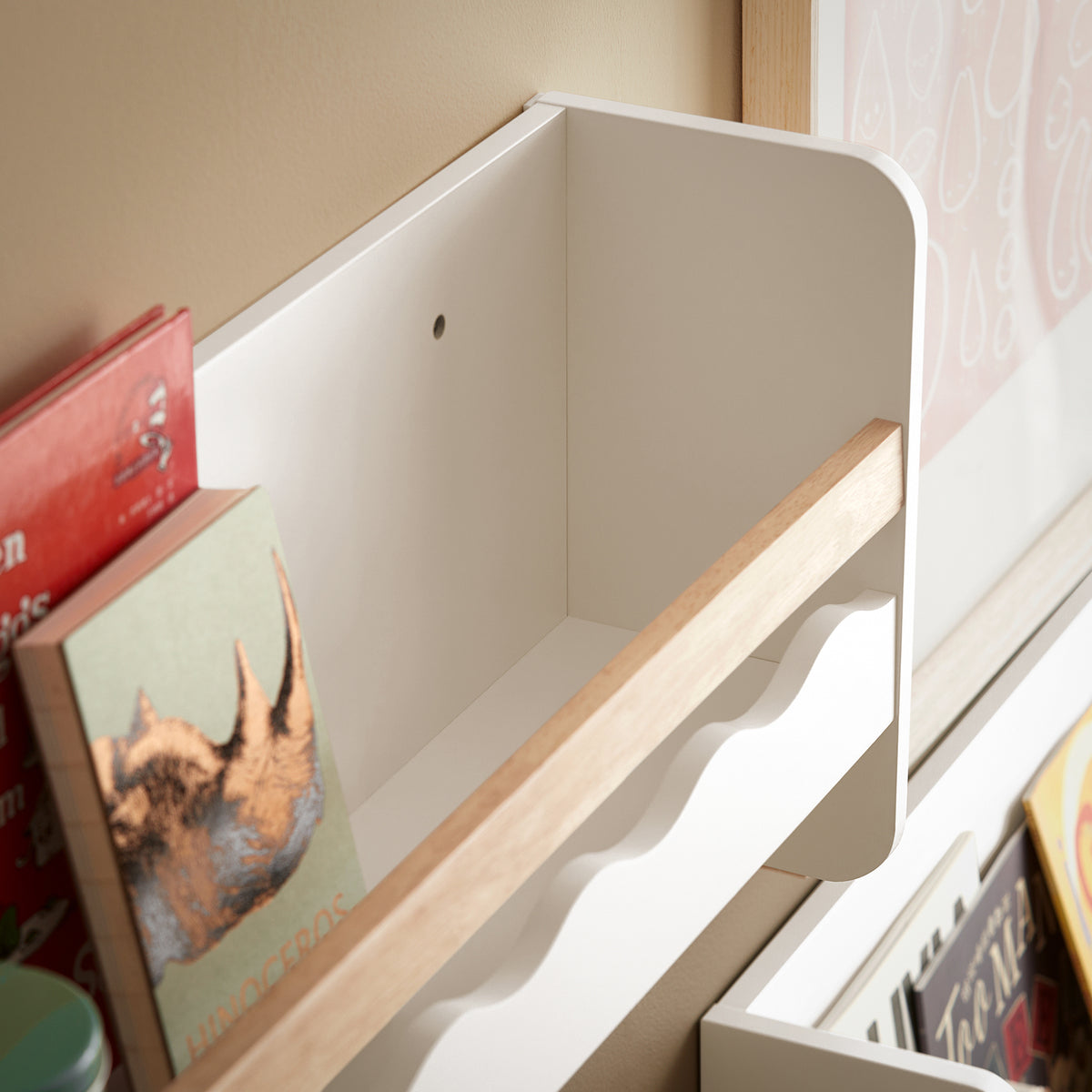 SoBuy KMB78-W, Wall Mounted Storage Shelf Children Kids Book Shelf Toy Shelf Coat Rack, White