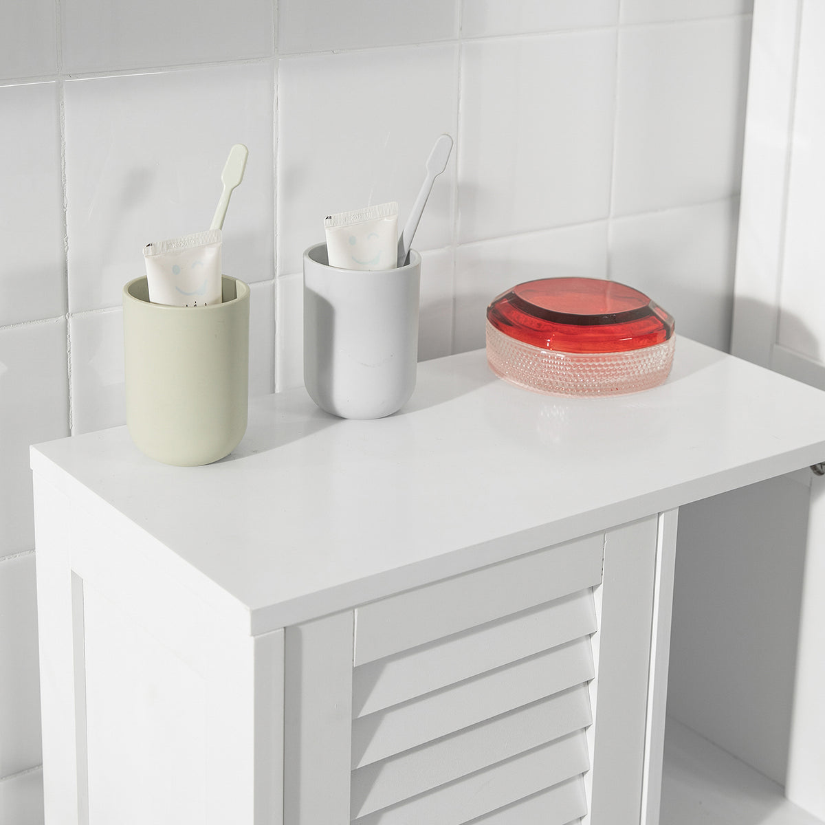 SoBuy BZR39-W, Bathroom Storage Cabinet Cupboard with 3 Shelves and 1 Shutter Door, White