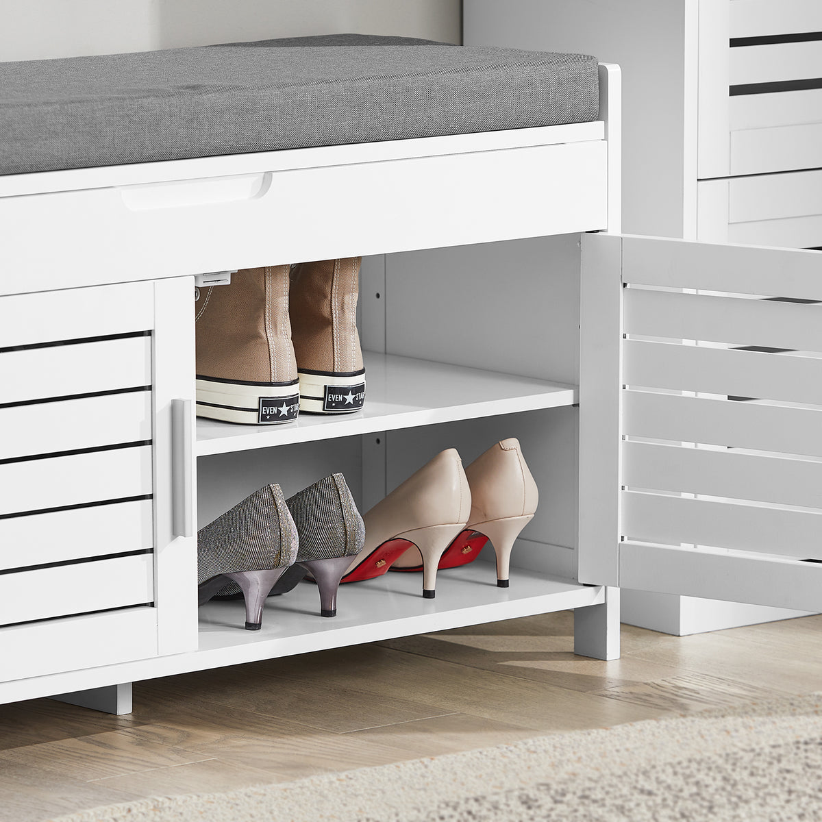 SoBuy FSR102-W, Shoe Rack Shoe Storage Bench with Folding Padded Seat - Adjustable Storage Shelves - Ideal for Entryway, Hallway, Bedroom - Modern Design, White, 90x33x50cm, 100kg Capacity