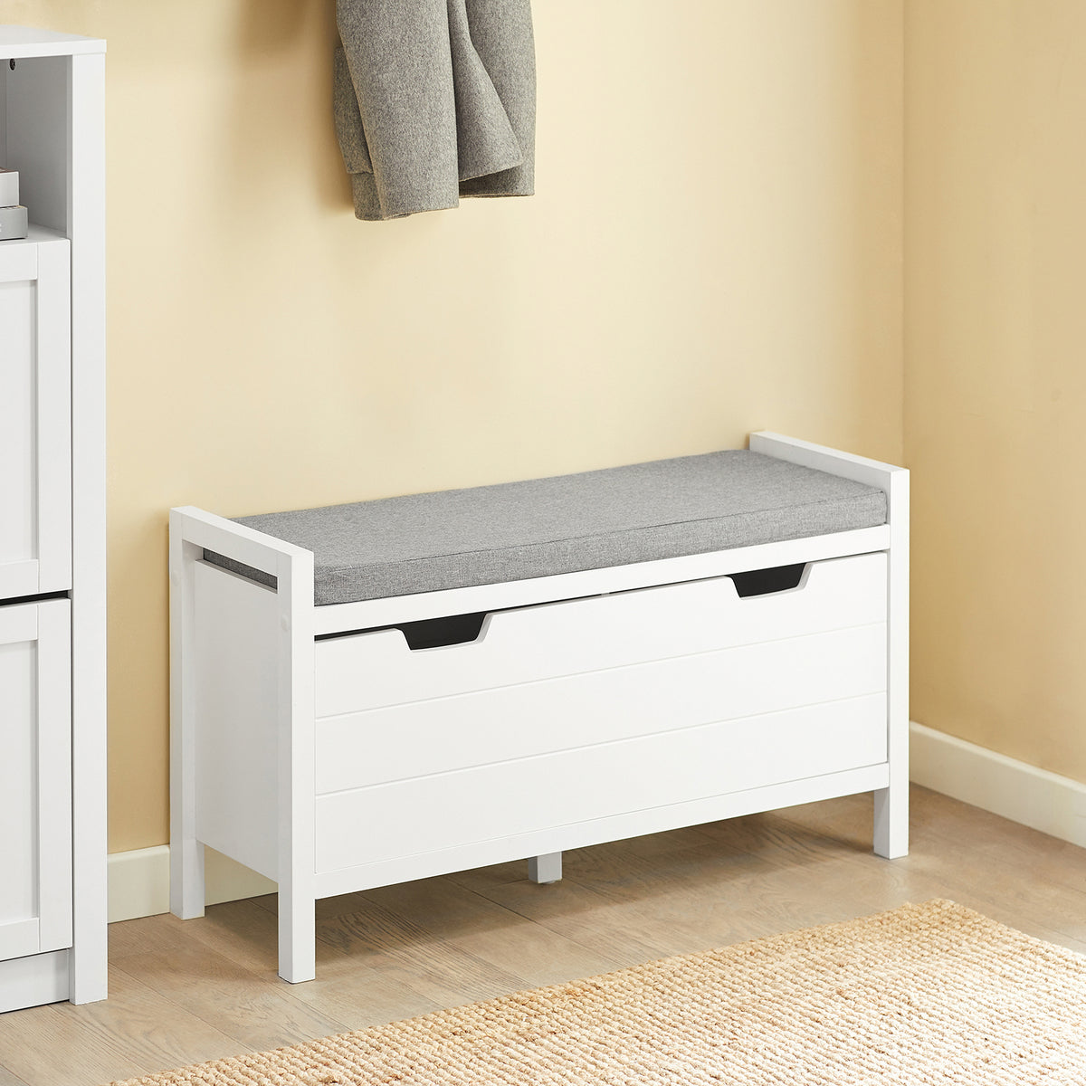 SoBuy FSR97-W, Hallway Storage Bench Shoe Rack Shoe Cabinet with Seat Cushion, White