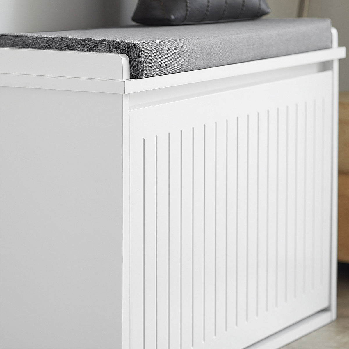 SoBuy FSR98-W, Shoe Storage Bench with Cushion - Shoe Rack & Cabinet with Flip Drawers, Modern Design, Space-Saving, 150kg Load Capacity, Ideal for Hallway & Living Room, White W62 x D26 x H46cm