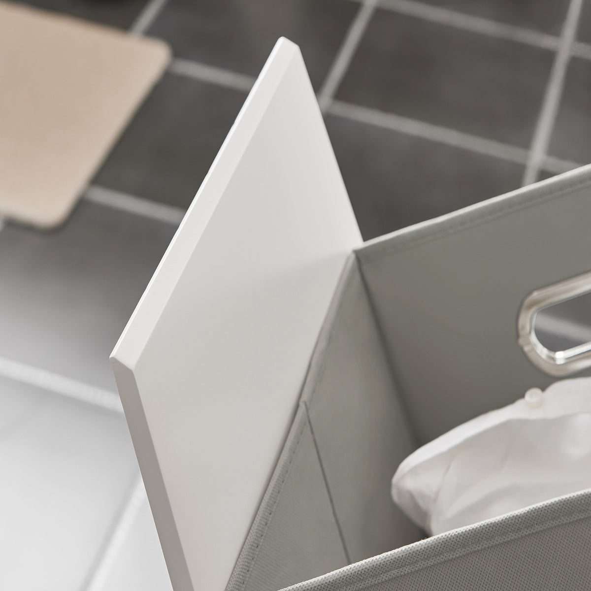 SoBuy BZR100-W tilt-out door panel and fabric basket close-up detail