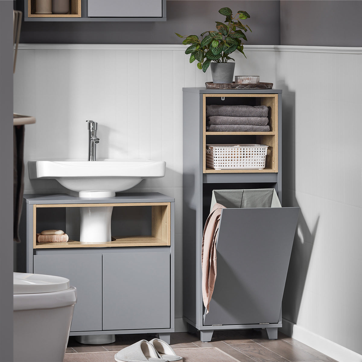 SoBuy BZR146-DG, Laundry Cabinet Laundry Chest Bathroom Storage Cabinet with Laundry Basket, Grey