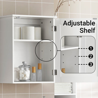 SoBuy BZR19-W bathroom wall cabinet interior – adjustable shelf heights and magnetic closure detail
