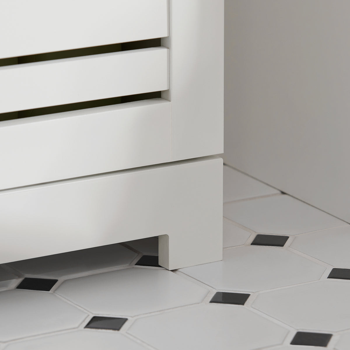 SoBuy BZR41-W, Bathroom Cabinet Bathroom Storage Cabinet Cupboard with 2 Doors, White