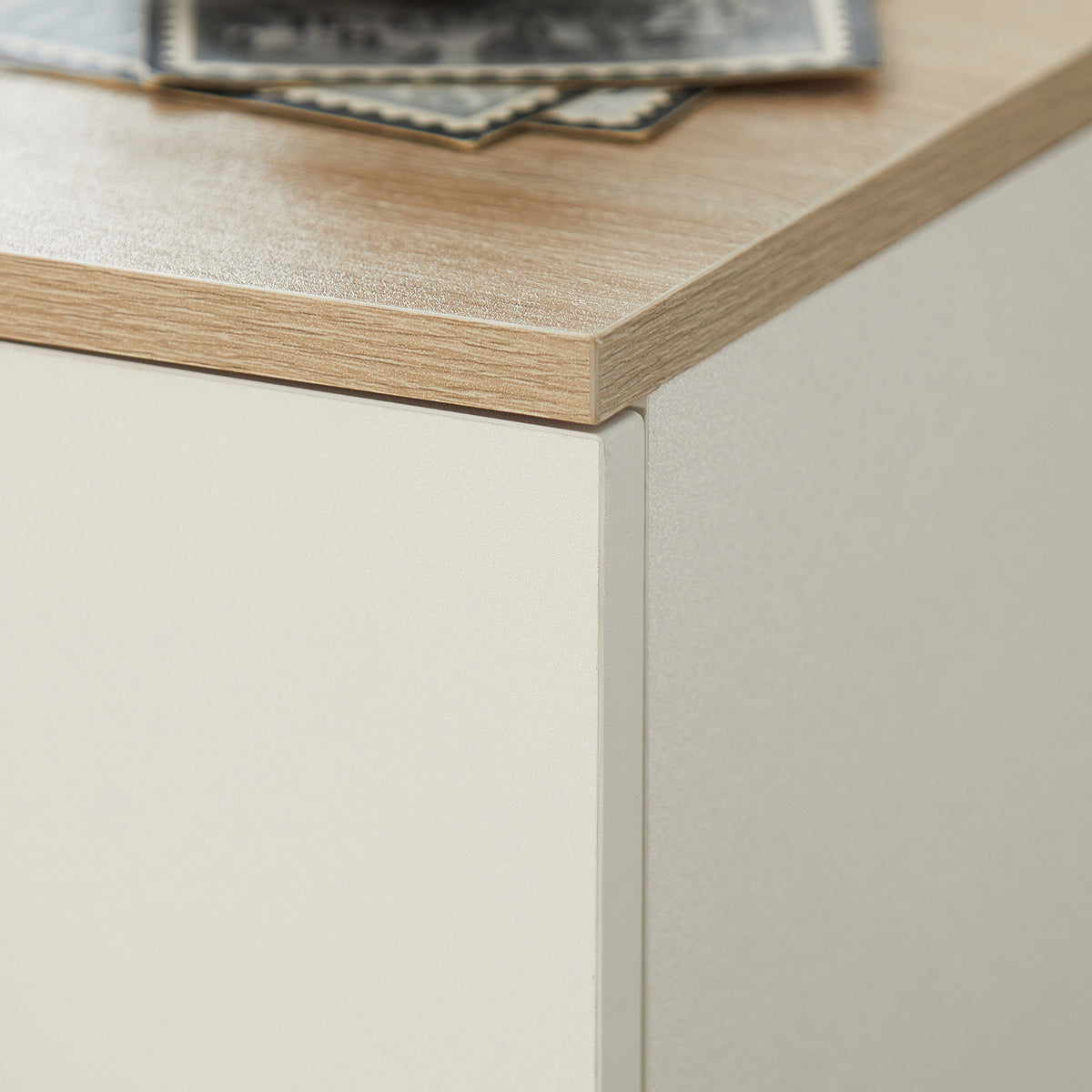 SoBuy FBT111-WNx2 narrow bedside cabinet assembly hardware detail