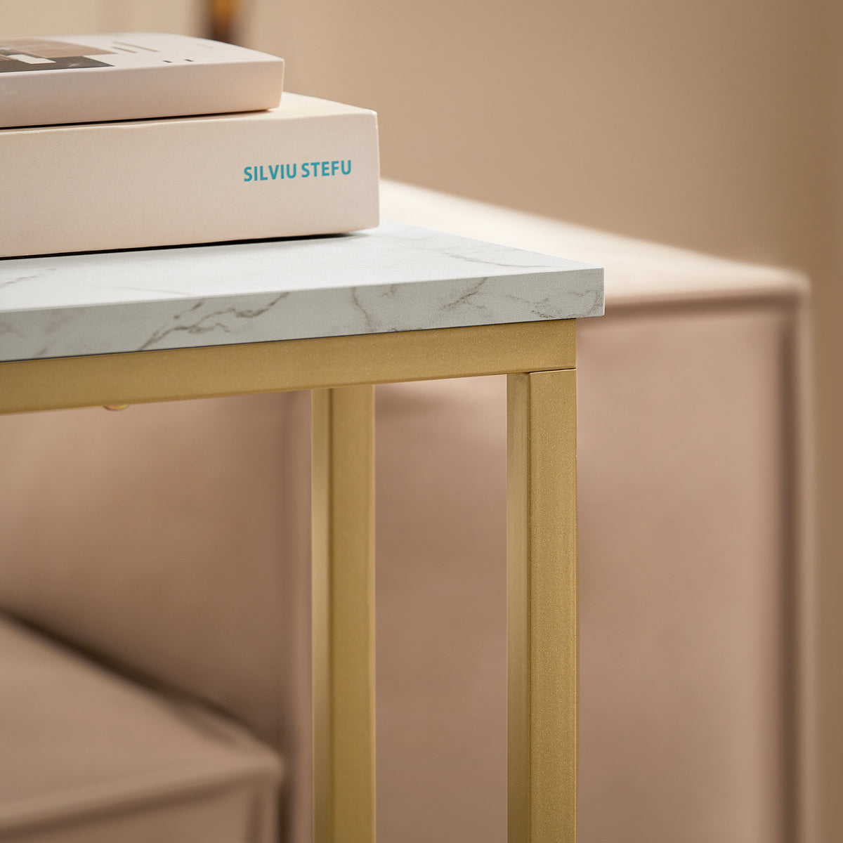 SoBuy FBT87-G, Side Table End Table Coffee Tea Table, Bed Sofa Side Table Laptop Table, Gold