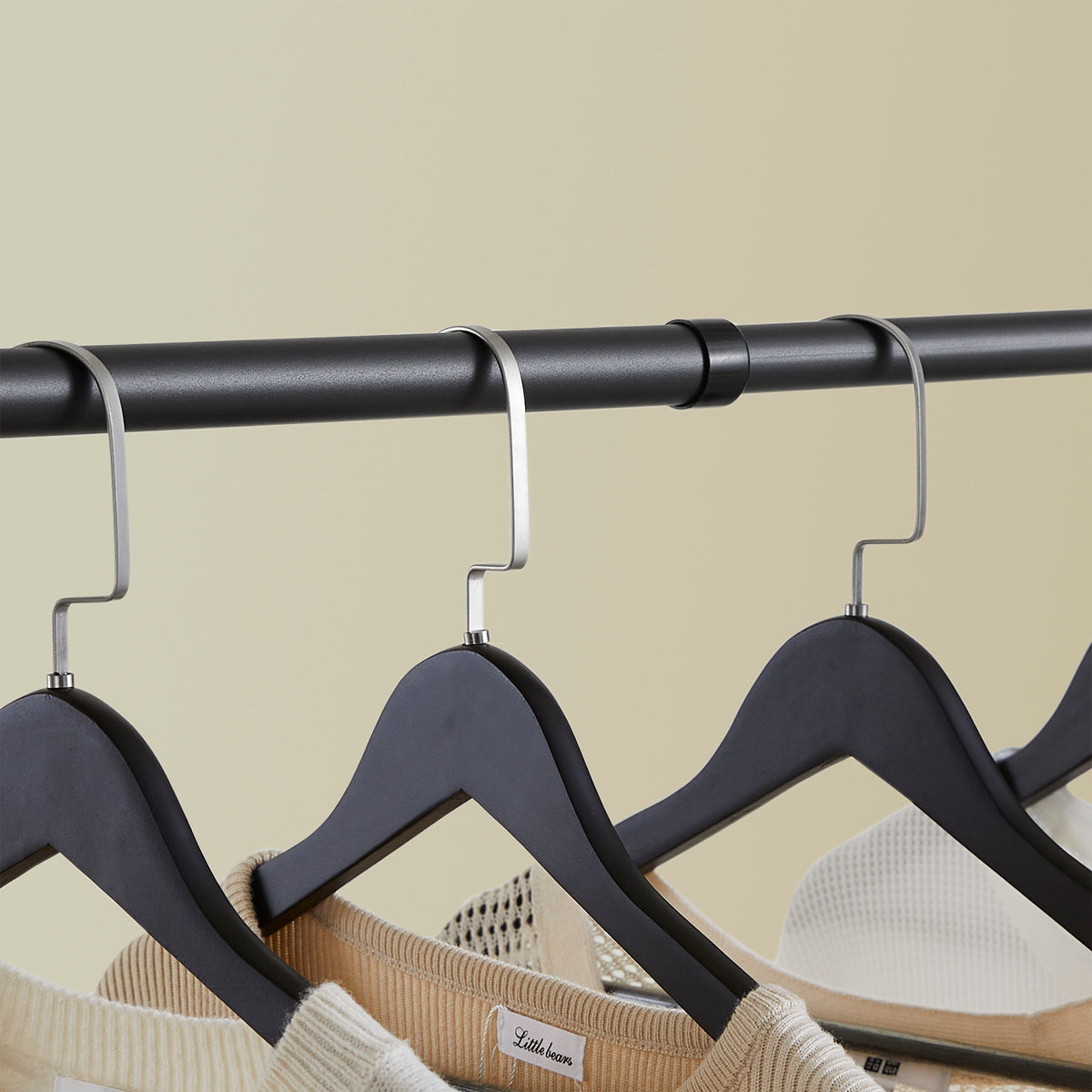 SoBuy FRG109-II-SCH, Telescopic Clothes Rail, Heavy Duty Clothes Rack, Adjustable Open Wardrobe with Hanging Rails for Bedroom, Walk-in Closet Black B(75–126) × H(200–295) cm