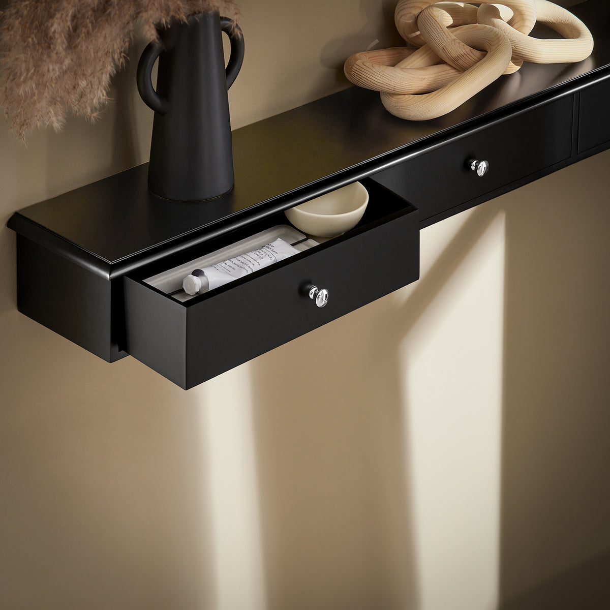 SoBuy FRG43-L-SCH wall shelf drawer detail with exquisite handle close-up