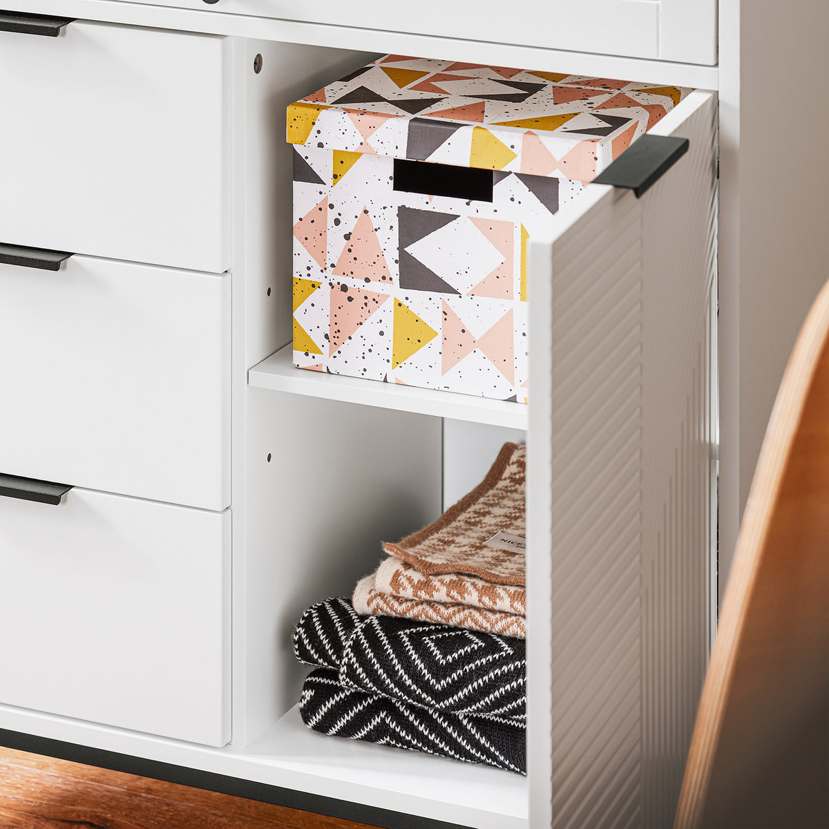 SoBuy FSB94-W, Sideboard Side Cabinet Storage Cabinet Cupboard with 3 Drawers and 2 Doors, White
