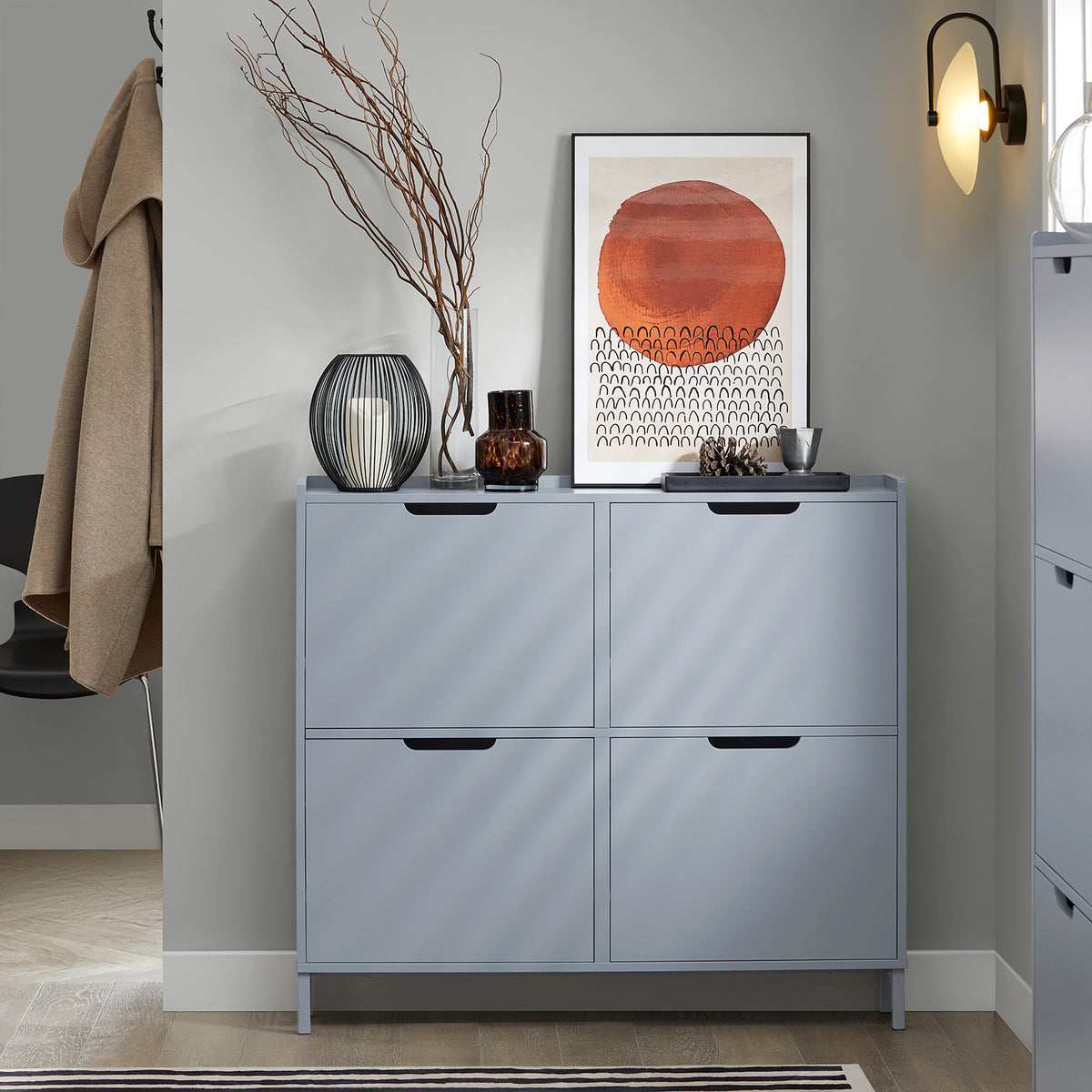 SoBuy FSR100-HG narrow shoe cabinet in hallway setting – 4 flip drawers grey slim storage cupboard