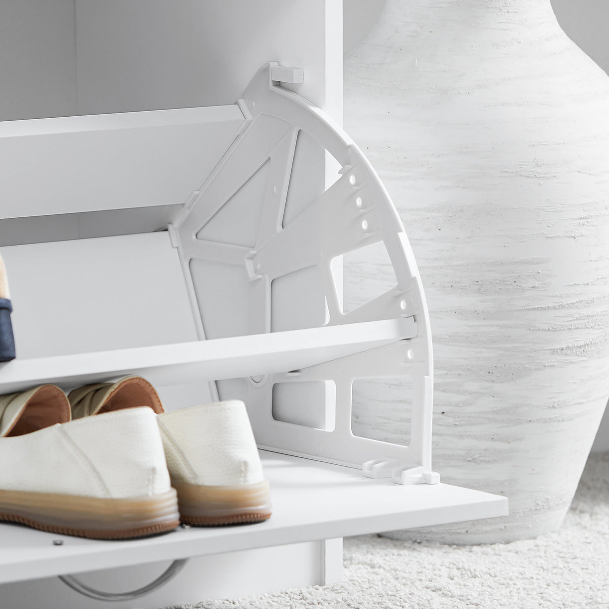 SoBuy FSR16-W, White Shoe Storage Bench with Flip-drawer, Shoe Cabinet with Seat Cushion, White