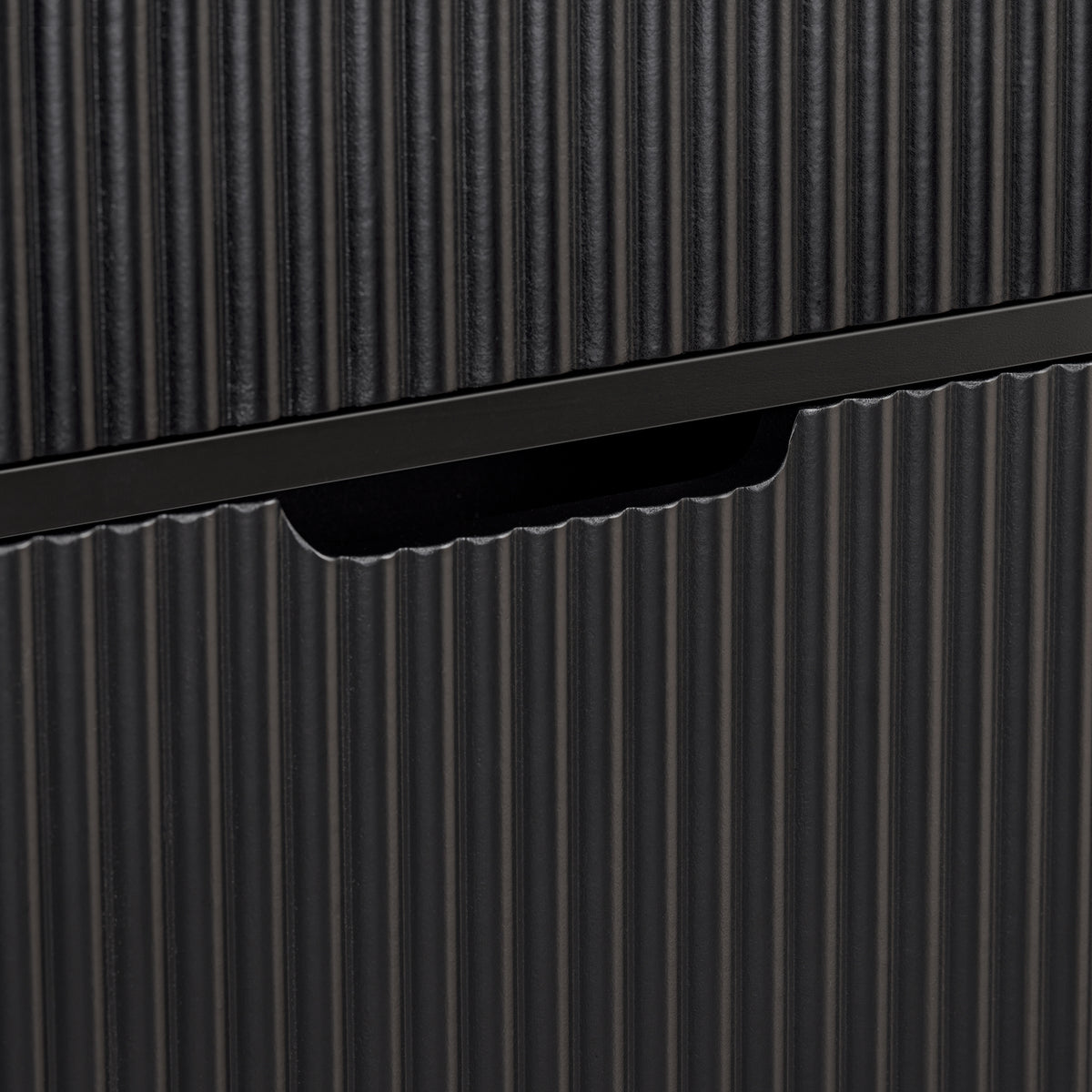 Integrated cut-out handles allow for easy opening and promote air circulation to prevent moisture buildup.