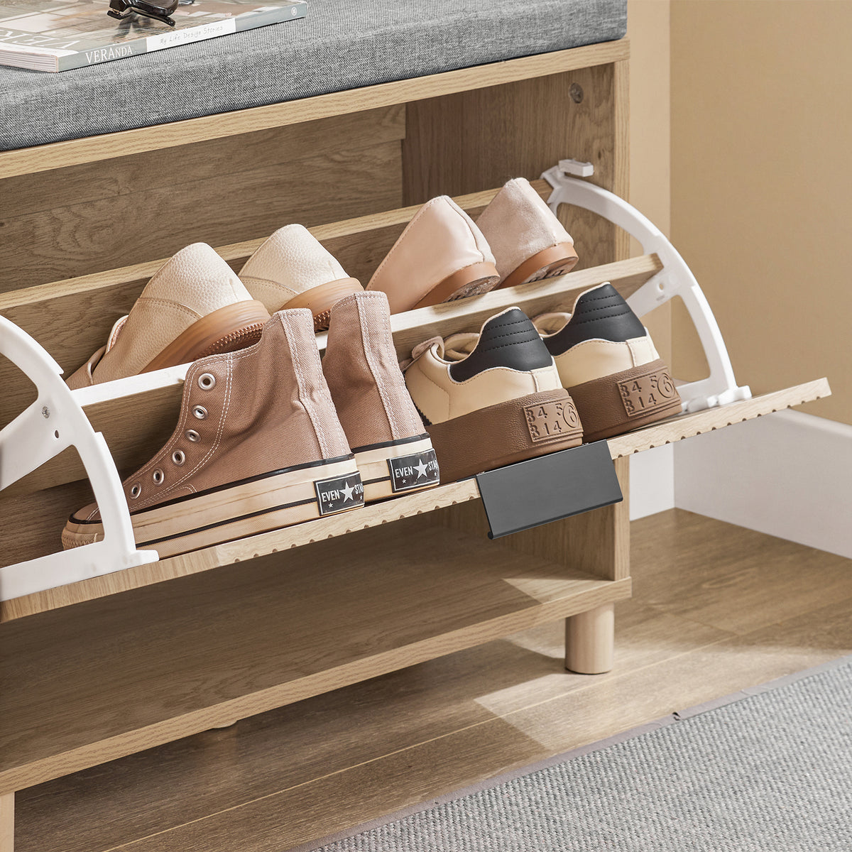 SoBuy FSR199-N Shoe Storage Bench with Seat – Flip Drawer, 4cm Cushion, 118kg, Compact Hallway Entryway Unit, Light Wood Grey, 60x24x50cm