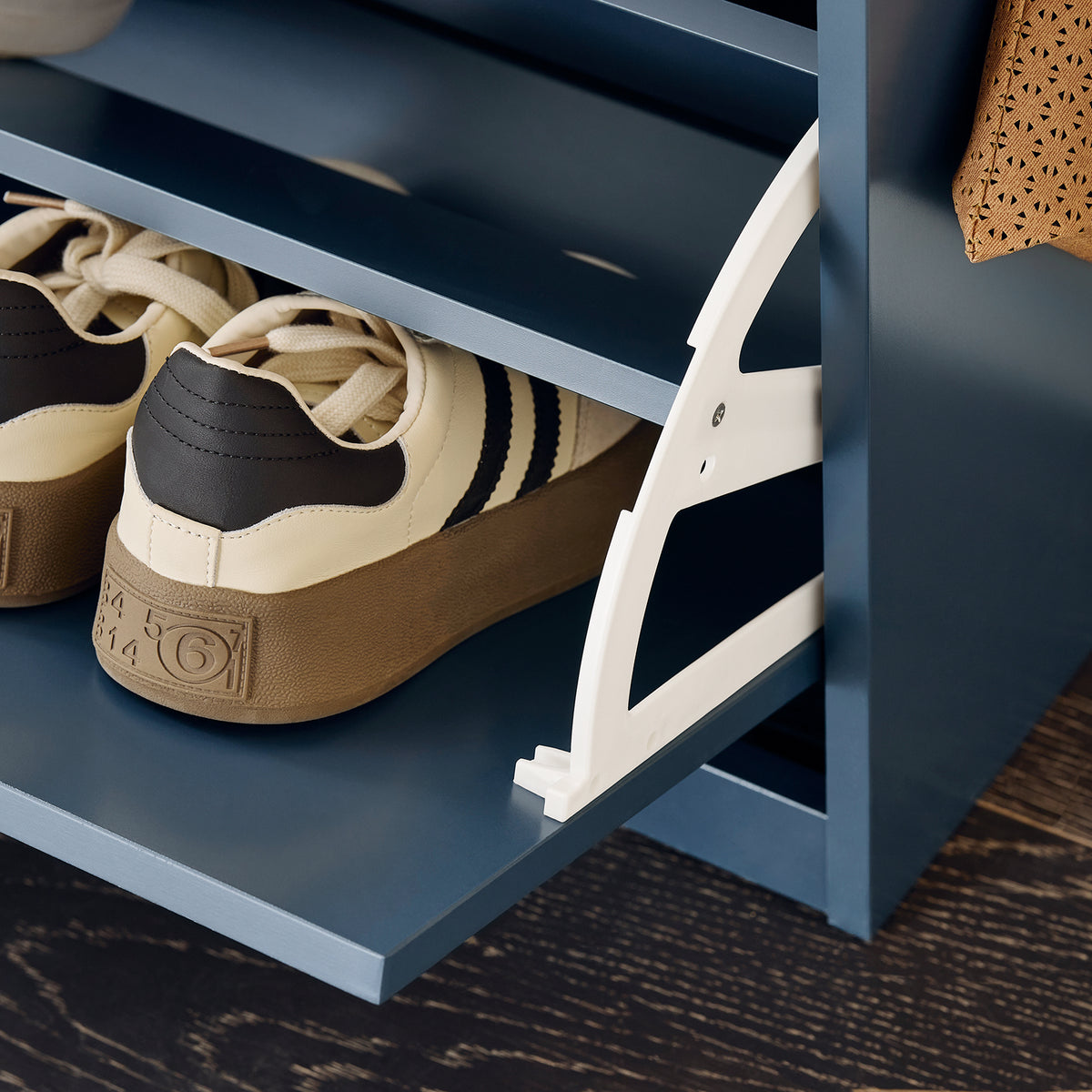 SoBuy Shoe Bench Interior Storage – Generous Compartment for Shoes and Accessories
