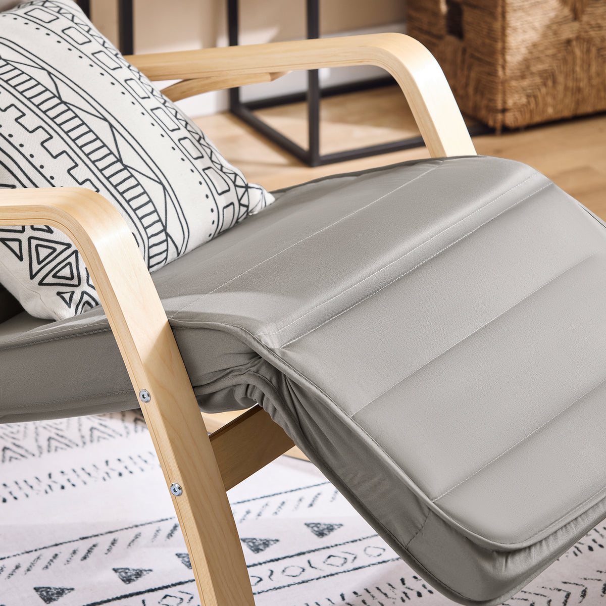 SoBuy FST16-DG Rocking Chair Relax Lounge Chair with Cushion Recliner with Headrest and Adjustable Footrest Grey