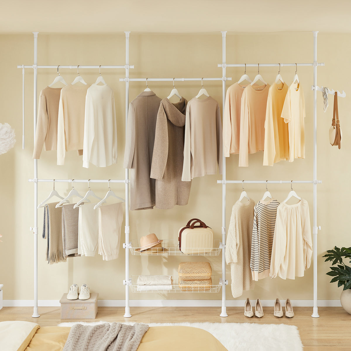SoBuy KLS04-II-W, Telescopic Clothes Rail with Adjustable L-Shaped or One-Line Shape Heavy Duty Clothes Rack with Hanging Rails & Storage Shelves, Flexible Open Wardrobe for Walk-in Closet, White