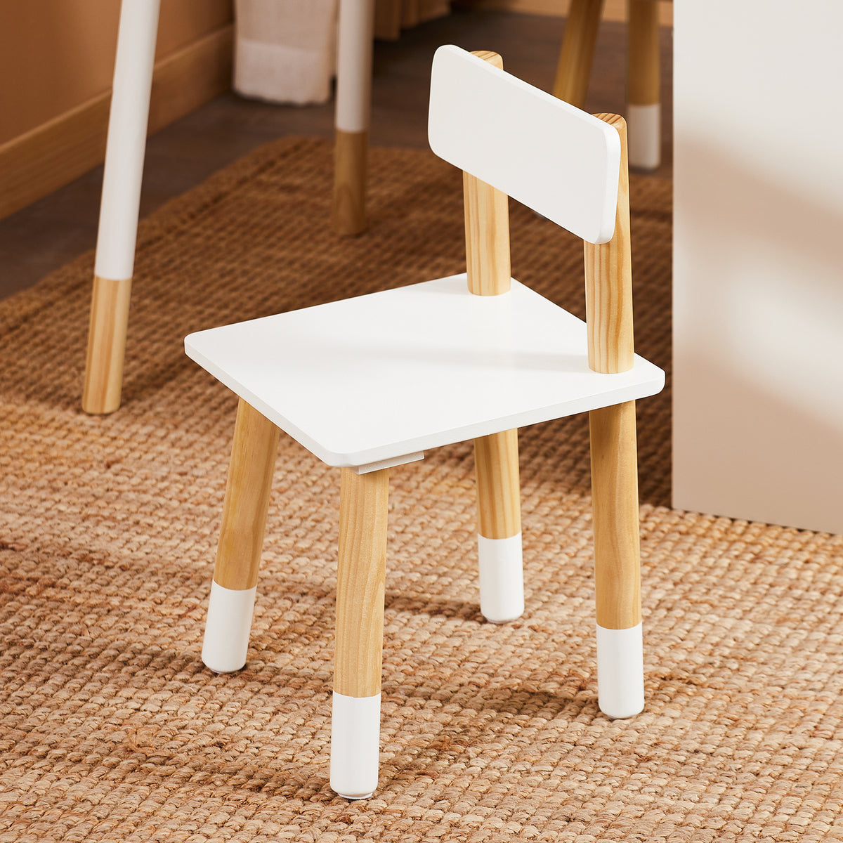 SoBuy KMB113-W, Children Table and 2 Chairs Children Kids Desk Table Chair Set for Studying Drawing Playing, White