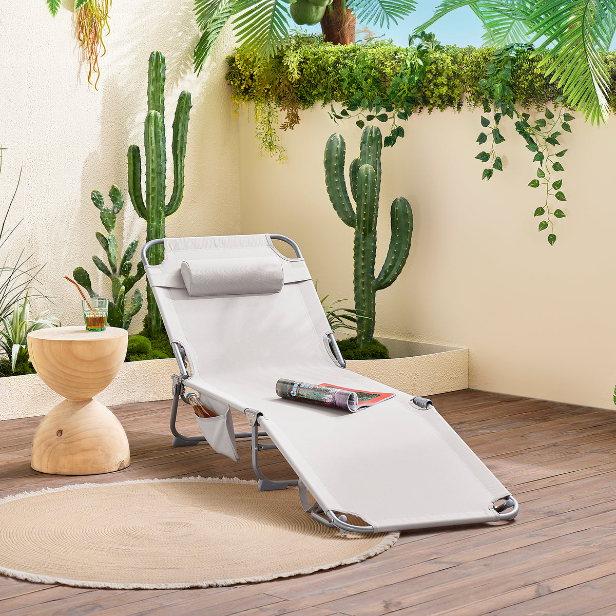 SoBuy OGS35-MI, Textilene Reclining Folding Chair, Adjustable Back Camping Chair Sunlounger, Beige