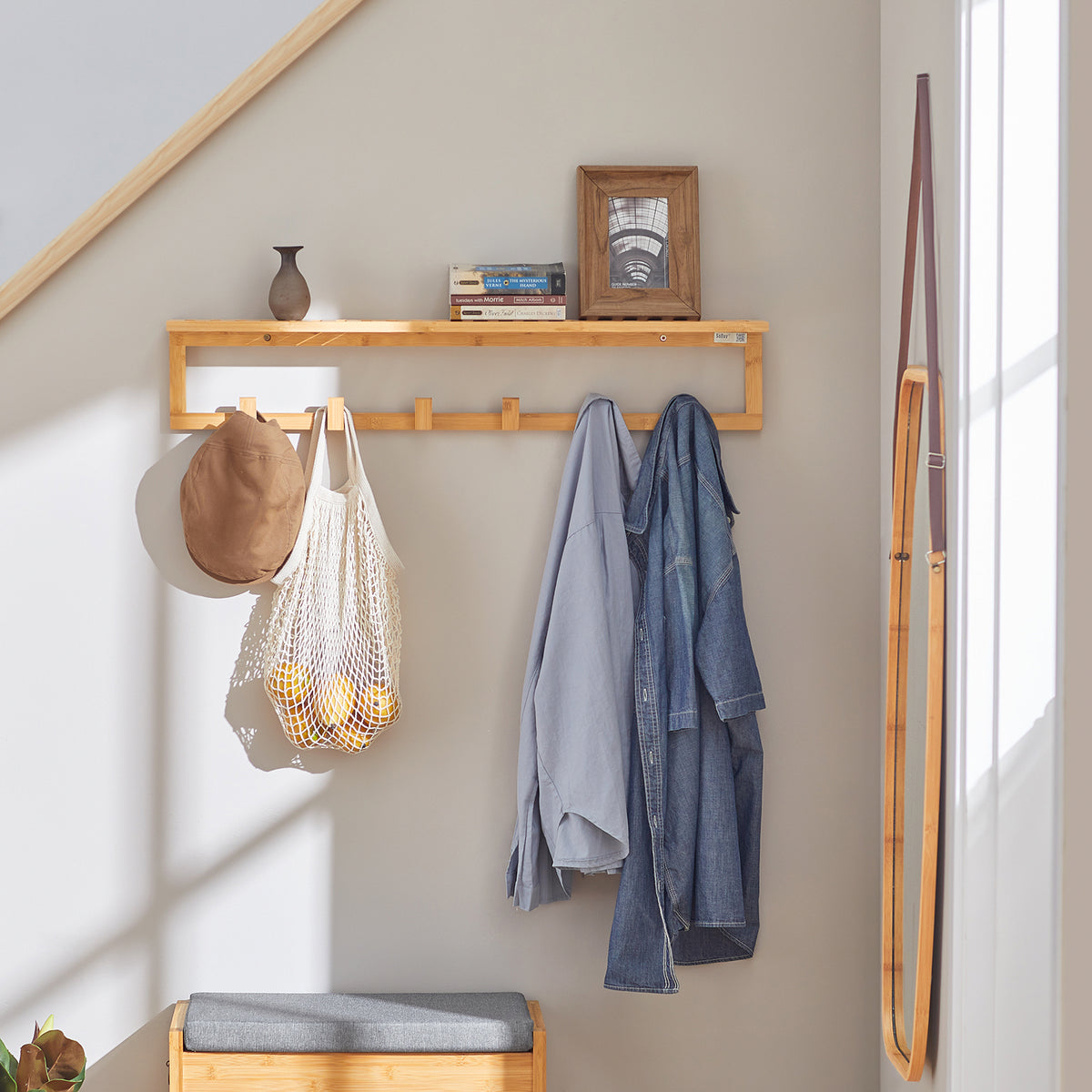 SoBuy FHK06-N, Bamboo Wall Coat Rack with 6 Hooks, Bathroom Wall Towel Rack Shelf, Wood