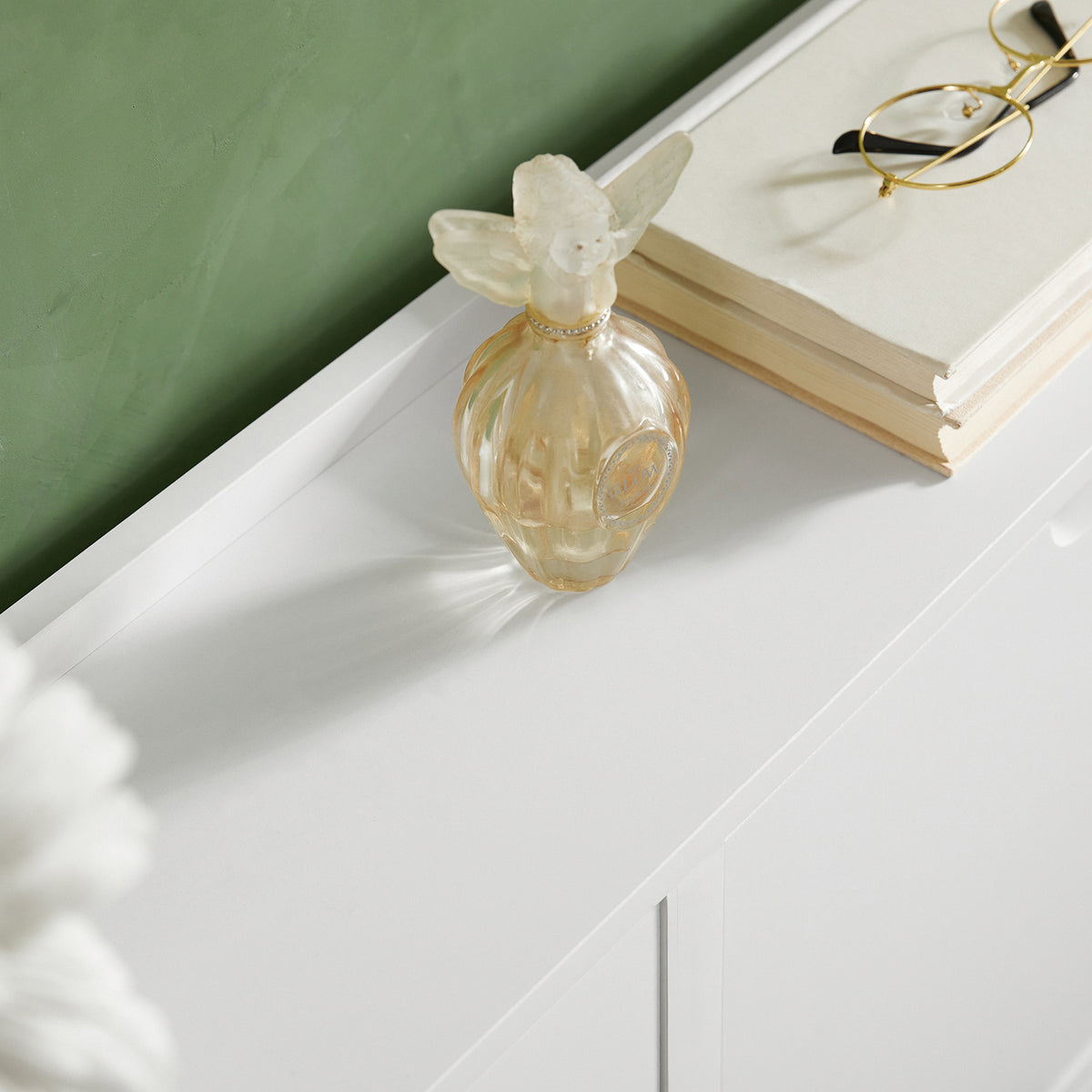 SoBuy FSR100-W, Narrow Shoe Rack Shoe Cabinet with 4 Flip Drawers Slim Wooden Storage Cupboard for Hallway Entrance Foyer or Understairs White W100 x D19 x H91cm