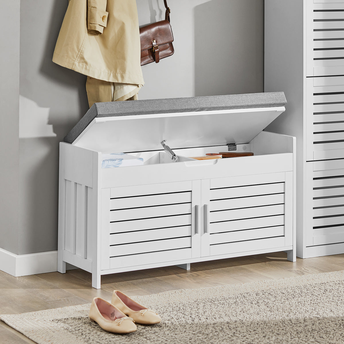 SoBuy FSR102-W, Shoe Rack Shoe Storage Bench with Folding Padded Seat - Adjustable Storage Shelves - Ideal for Entryway, Hallway, Bedroom - Modern Design, White, 90x33x50cm, 100kg Capacity