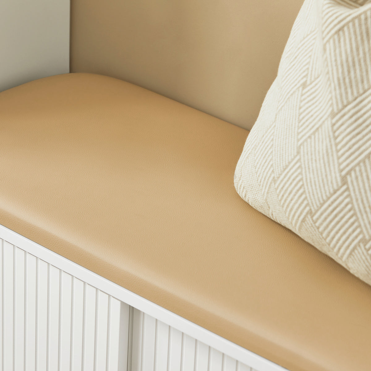 SoBuy FSR116-W, Hallway Storage Bench Shoe Rack with Sliding Doors and Seat Cushion, White